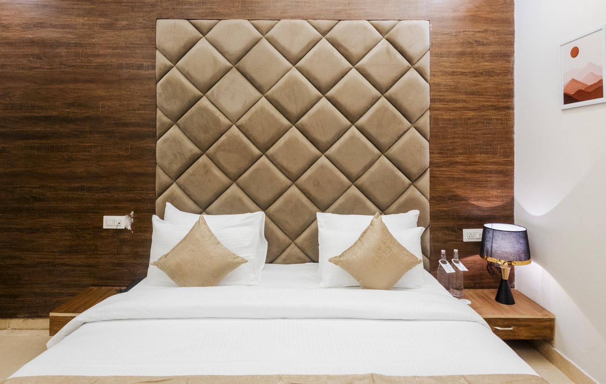 Stone Wood Hotel, ริชิเคช ภายนอก รูปภาพ