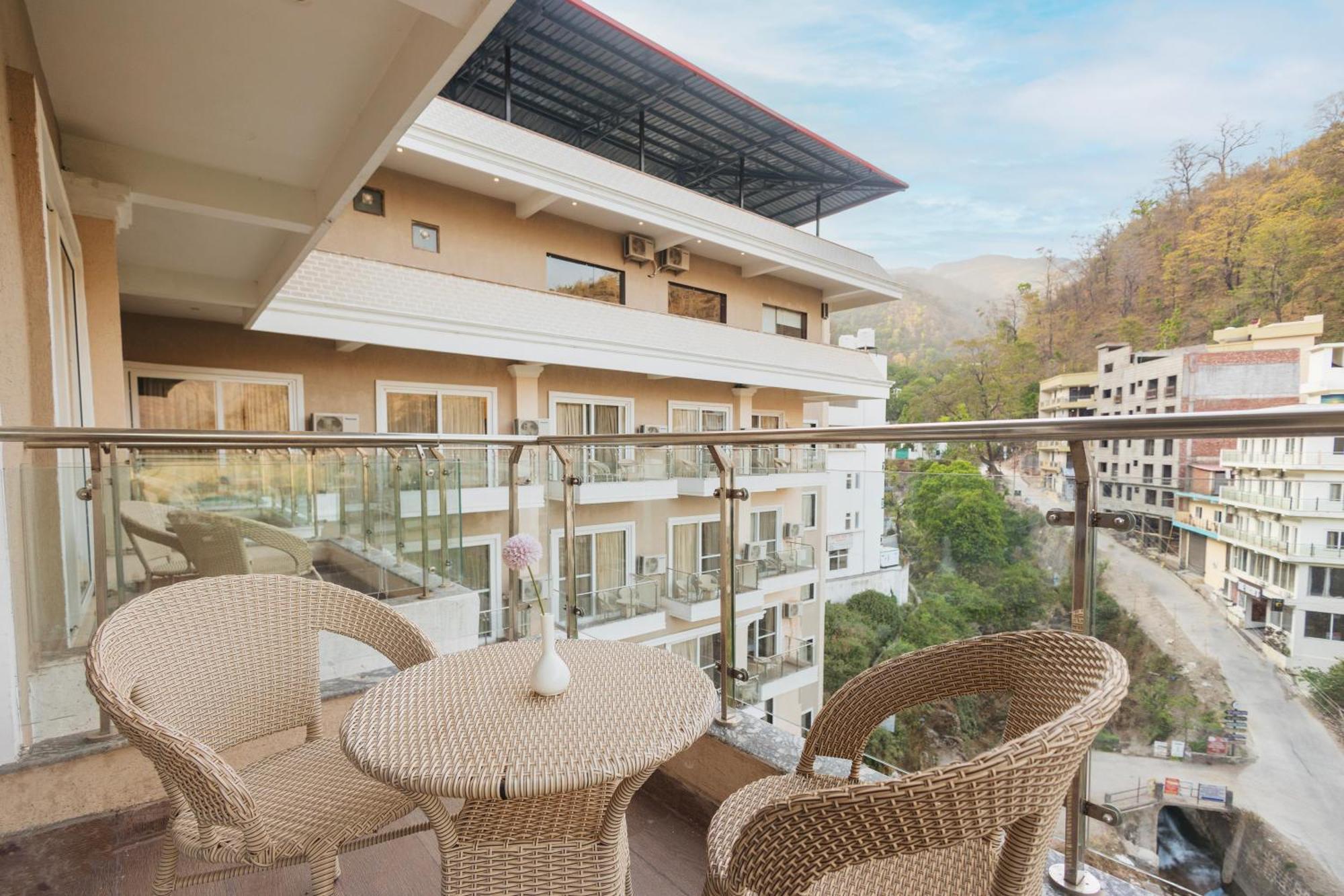 Stone Wood Hotel, ริชิเคช ภายนอก รูปภาพ